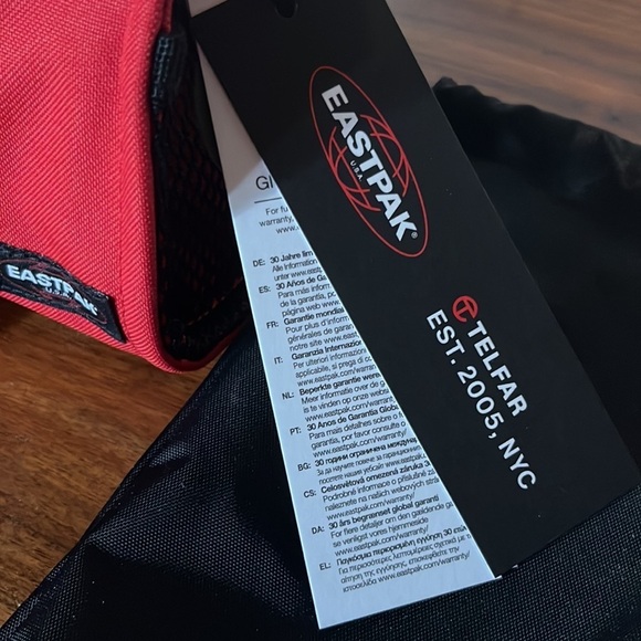 Telfar East park small shopper red. NWT - Picture 3 of 9